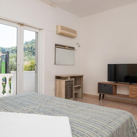 Markella Holiday Resort By "Elite" Marathiás エクステリア 写真