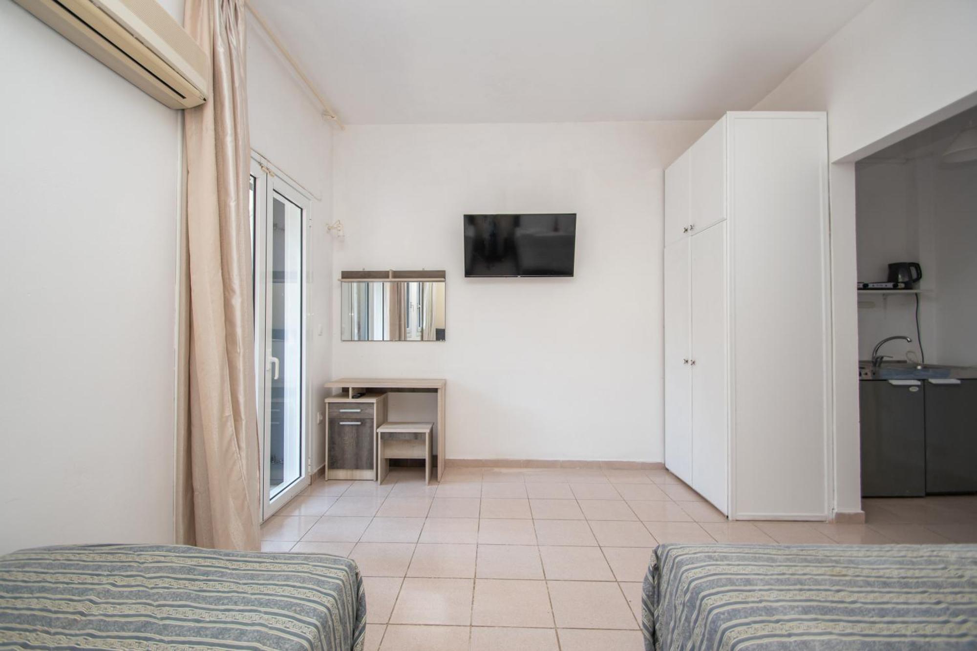 Markella Holiday Resort By "Elite" Marathiás エクステリア 写真
