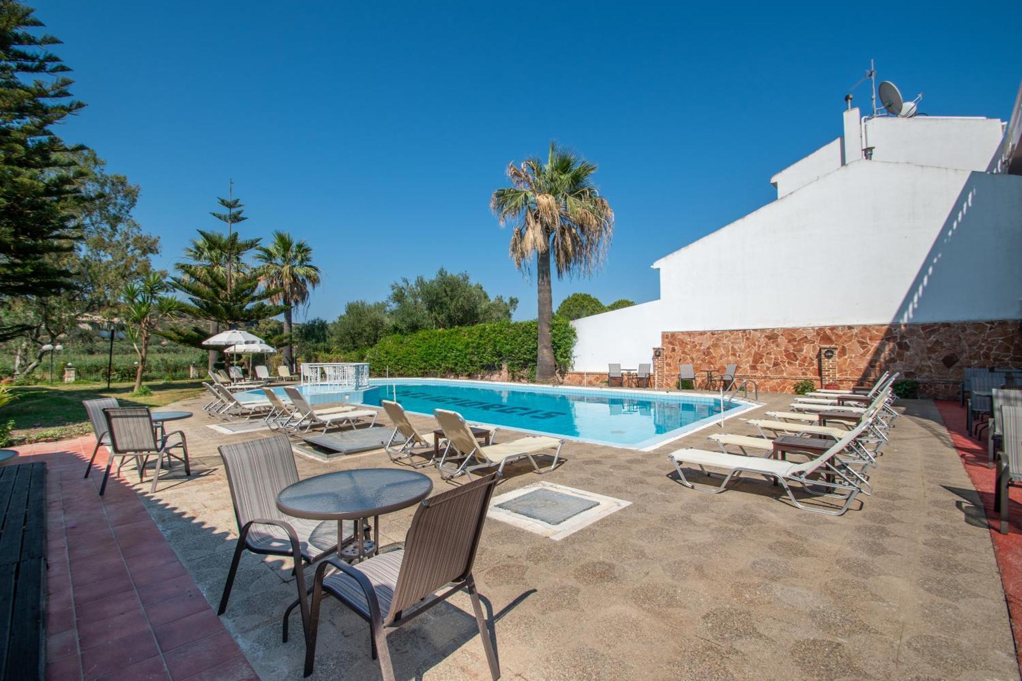 Markella Holiday Resort By "Elite" Marathiás エクステリア 写真
